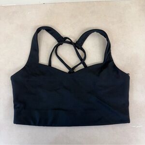 GIRLFRIEND COLLECTIVE 
Riley Sweetheart Sports Bra